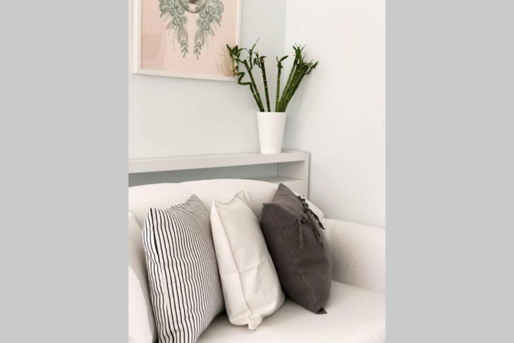 Your Cozy Downtown Home - Apartment Лариса Екстер'єр фото